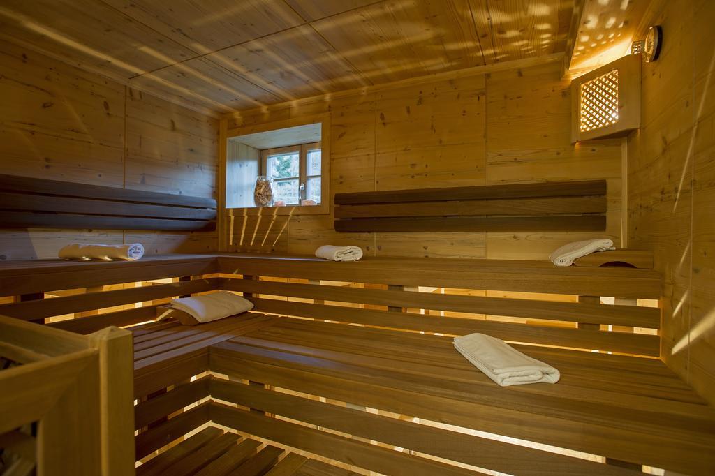 Silentium Dolomites Chalet Since 1600 Monguelfo-Tesido / Welsberg-Taisten ภายนอก รูปภาพ