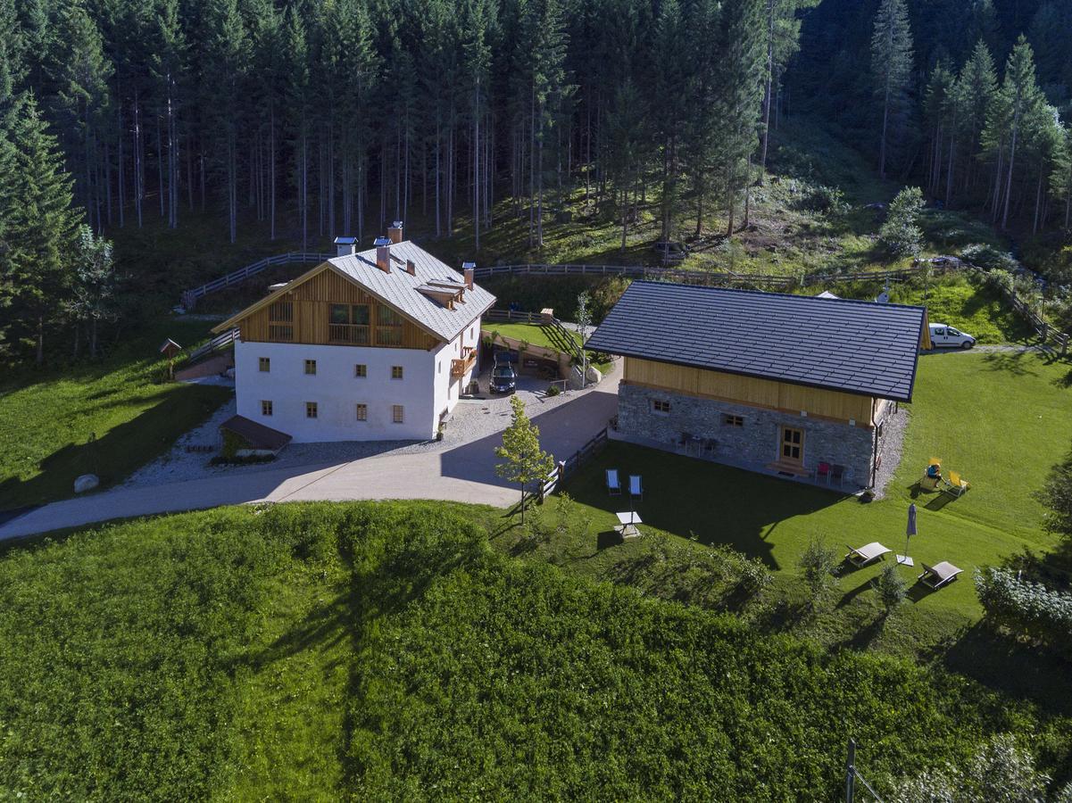 Silentium Dolomites Chalet Since 1600 Monguelfo-Tesido / Welsberg-Taisten ภายนอก รูปภาพ